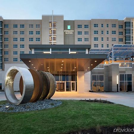 Embassy Suites By Hilton Kansas City Олэт Экстерьер фото