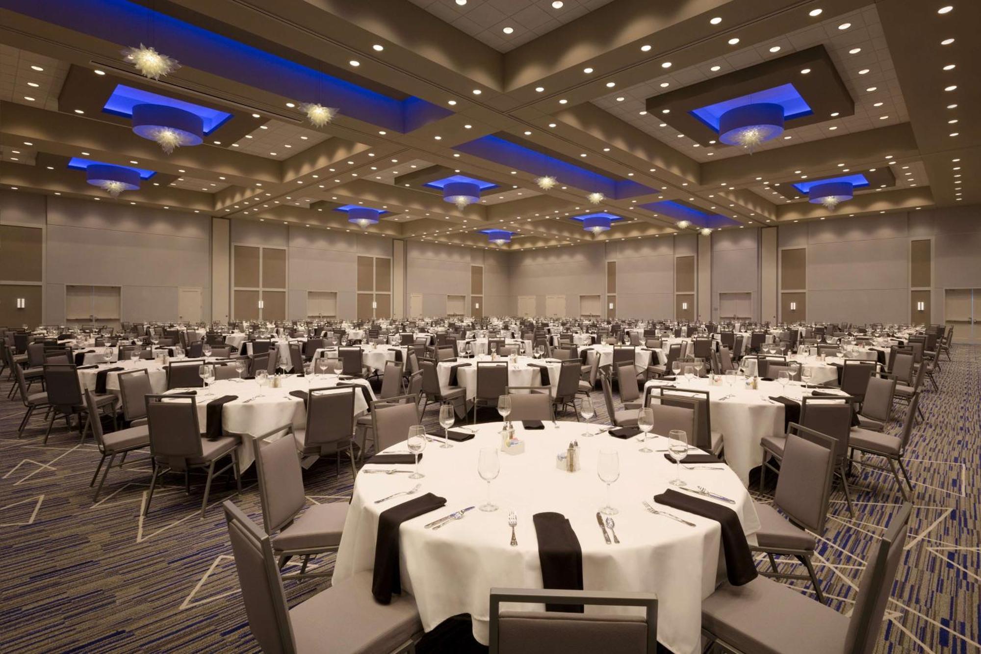 Embassy Suites By Hilton Kansas City Олэт Экстерьер фото